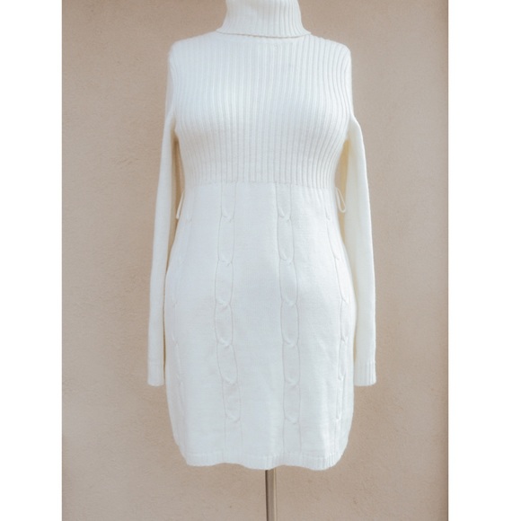 White Turtleneck Cable Knit Sweater Dress- size M - Picture 4 of 6